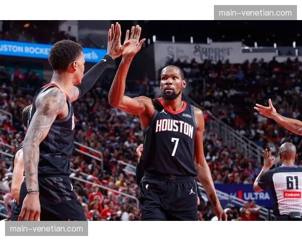 火箭谢泼德首发激发斗志，防守端1.5次抢断提供外线压迫