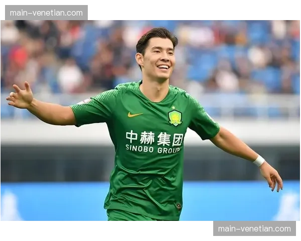 玉昆中场控制力提升 侯永永成为前场组织核心